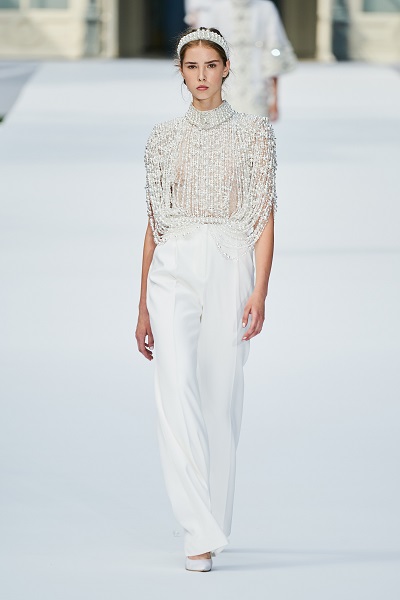 الباندا على منصة رالف اند روسو Ralph&Russo