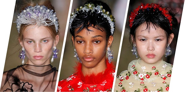 الباندا المزخرف على منصة سيمون روشا Simone Rocha