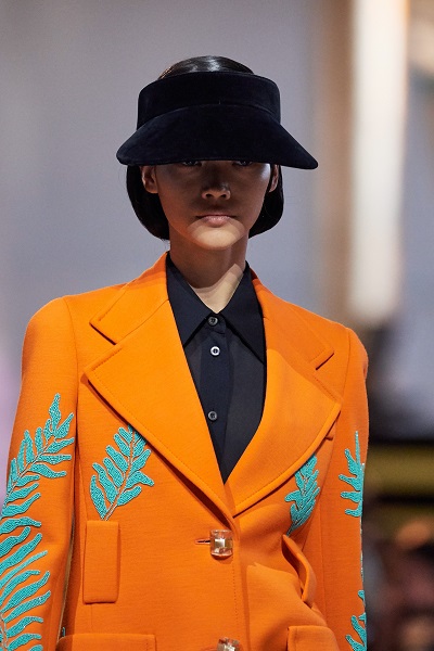 موضة القبعات من برادا Prada