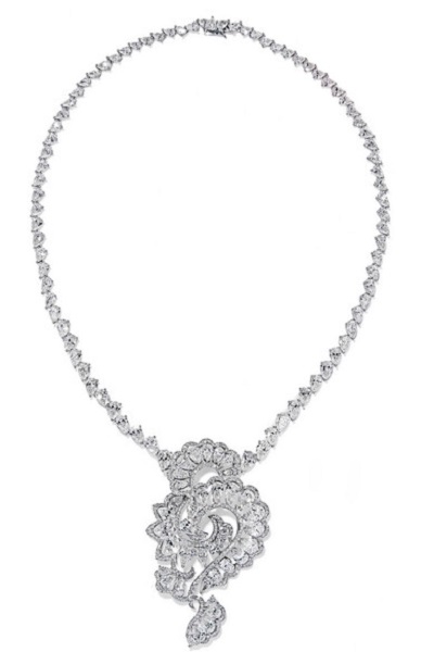 عقد من الماس من شوبارد Chopard