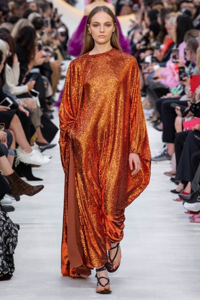 قفطان لماع من فالنتينو Valentino