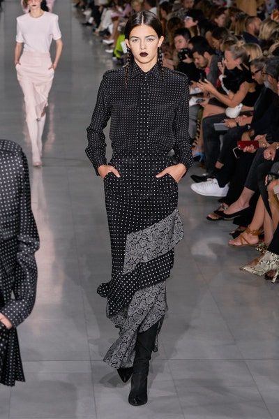 قميص البولكا مع التنورة الطةيلة من ماكس مارا Max Mara