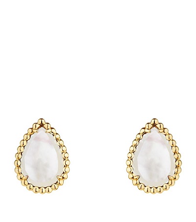 أقراط من الذهب واللؤلؤ من بوشرون Boucheron