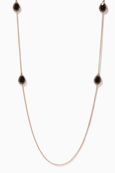 سلسلة ذهب طويلة من دار بوشرون Boucheron