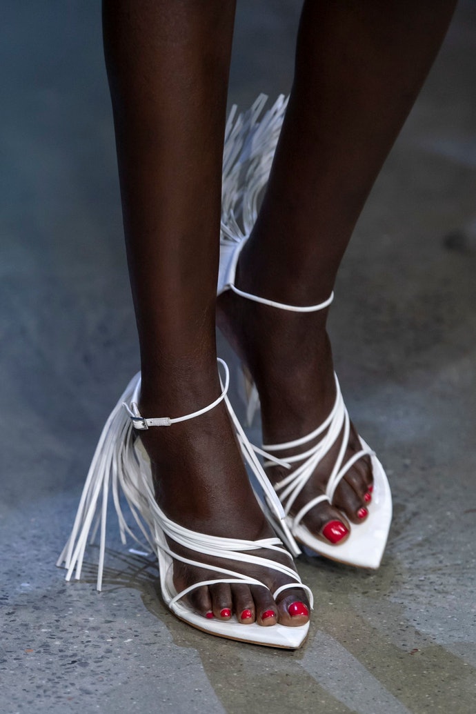 صندل بربطة على الكاحل من برابال غورونغ Prabal Gurung