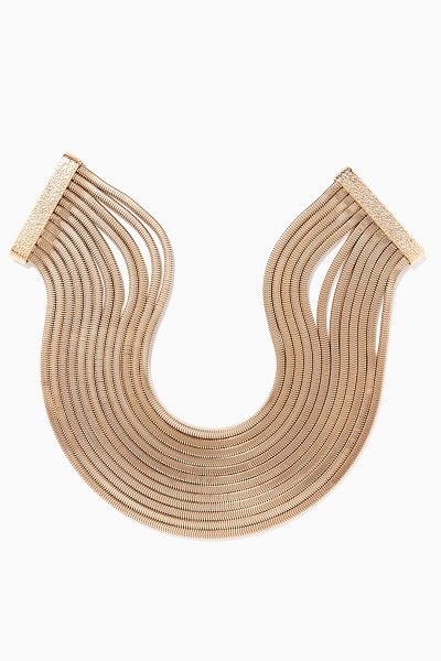 تشوكر Choker من روزانتكا لإطلالات الجامعة