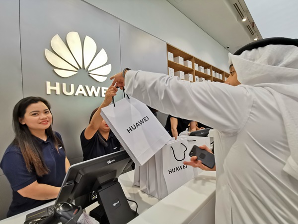 الطلب المسبّق على سلسلة هواتف HUAWEI P30 يُسجل 6 مرّات أكثر