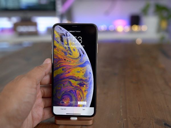 ميزات هاتف ايفون XS