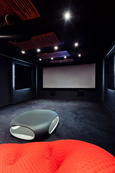 ديكور صالة السينما المنزلية