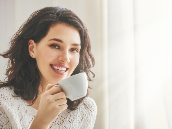 اتيكيت شرب القهوة في المجالس