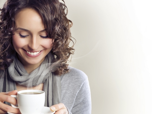 اتيكيت شرب القهوة في المجالس