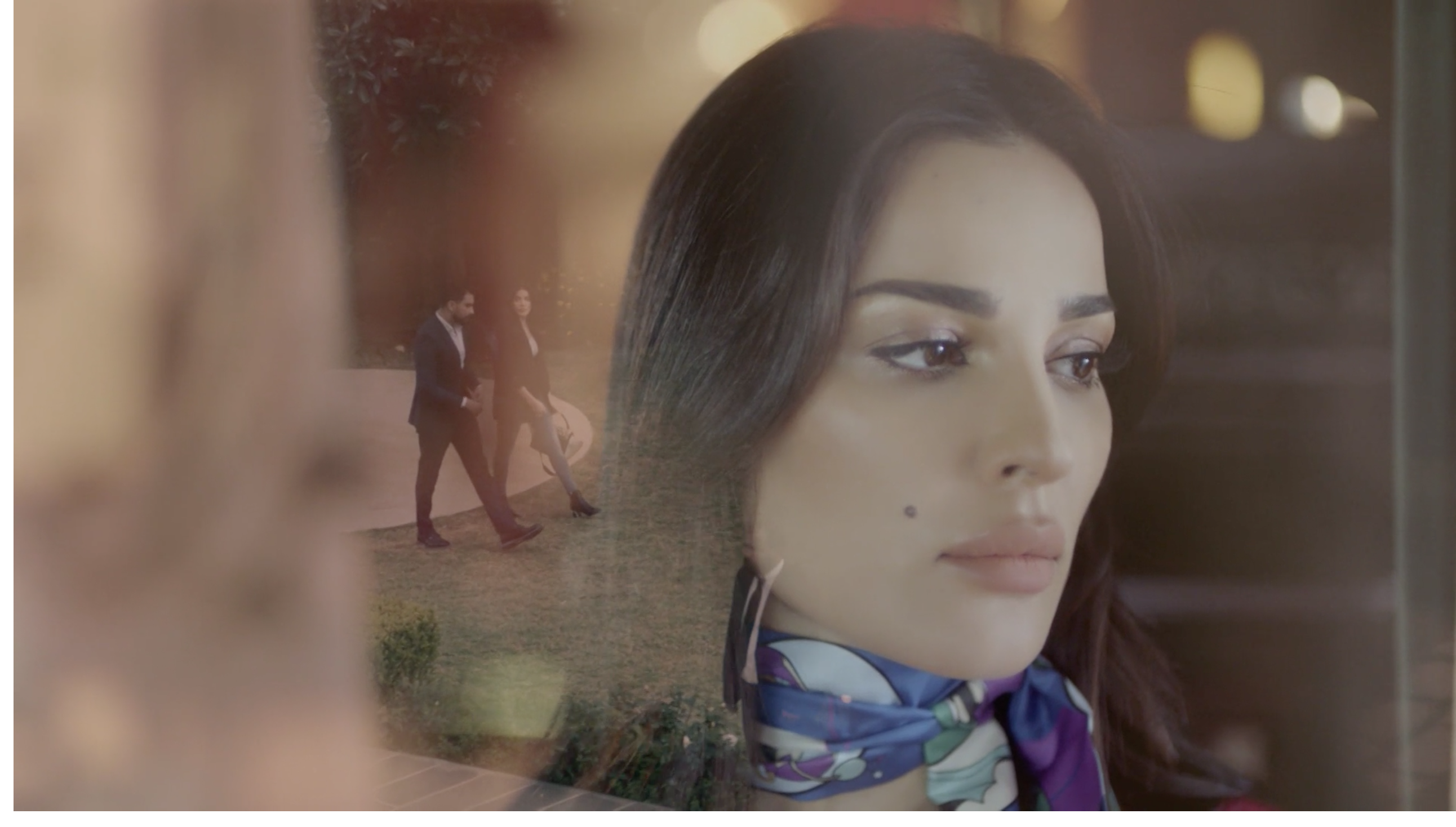 لقطة من مسلسل خمسة ونص