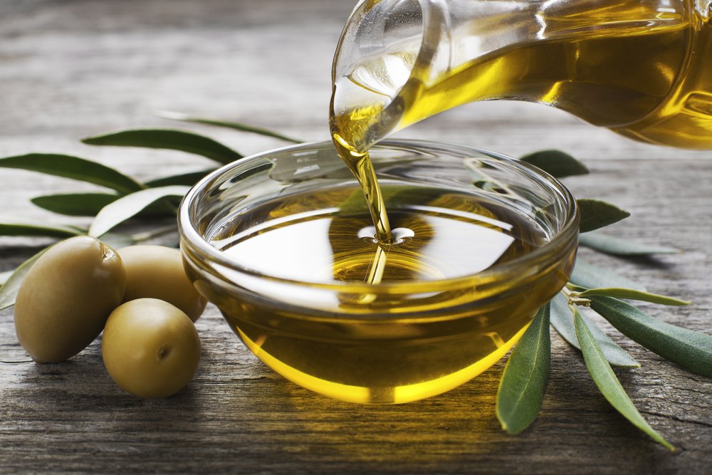 زيت الزيتون غنيبحمض الأوليك المقاوم للسرطان