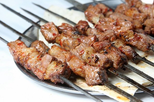 اللحوم المشوية على الفحم خطر كبير على الصحة