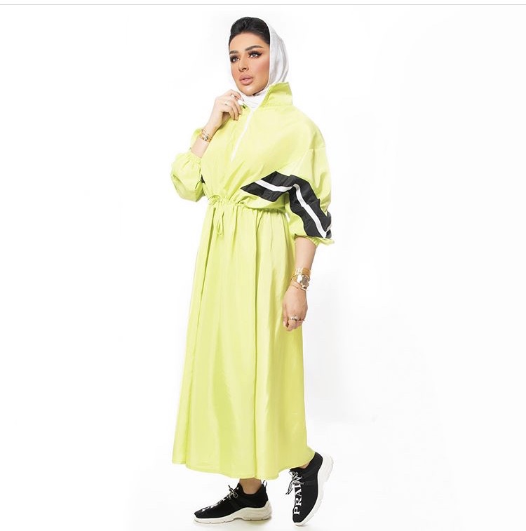 العبايه الرياضية بأسلوب آمال الأنصاري