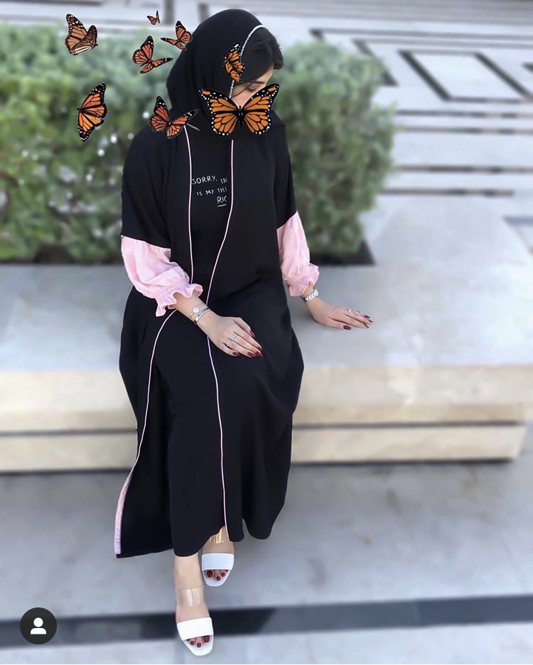 عبايه سوداء نص كم من عفراء وهبي