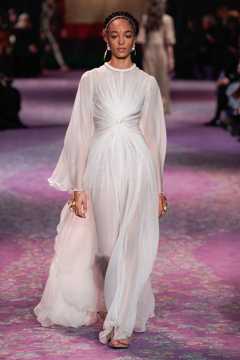 الفساتين الشيفون الناعمة من ديور Dior