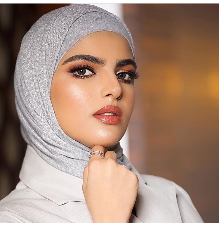 لفة الحجاب القطنية برباط محكم
