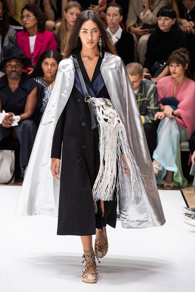 الفستان البليزر من JW Anderson