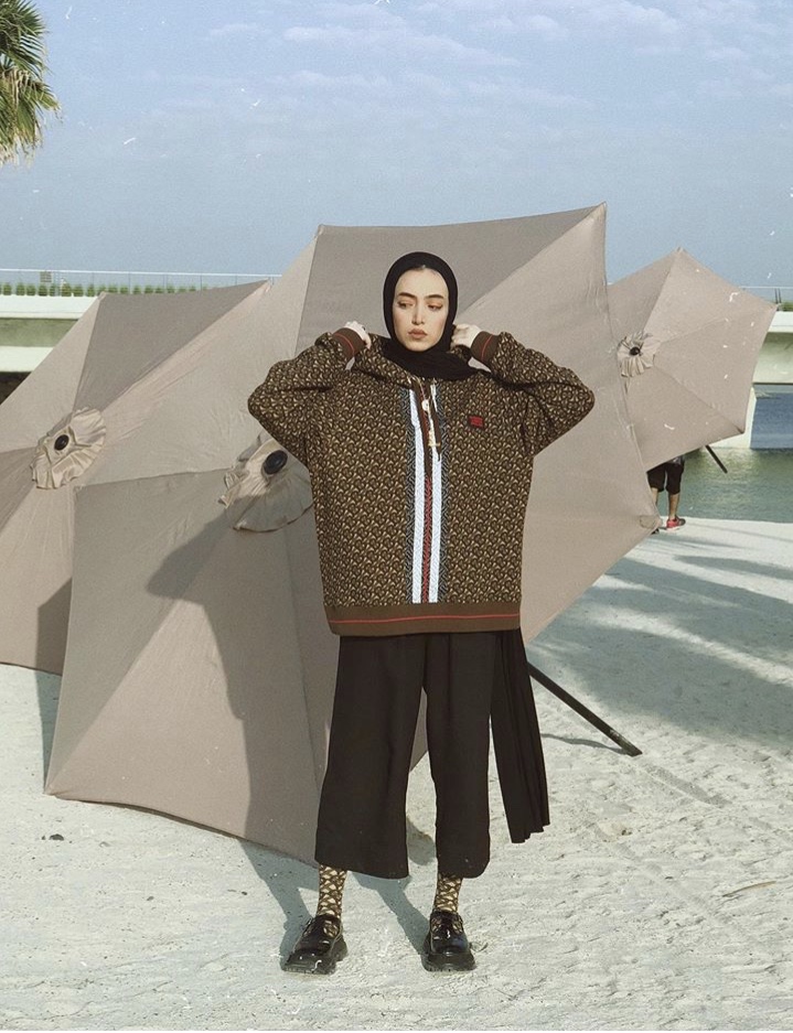 تصميمات الـ Over sized باللوك بالكامل