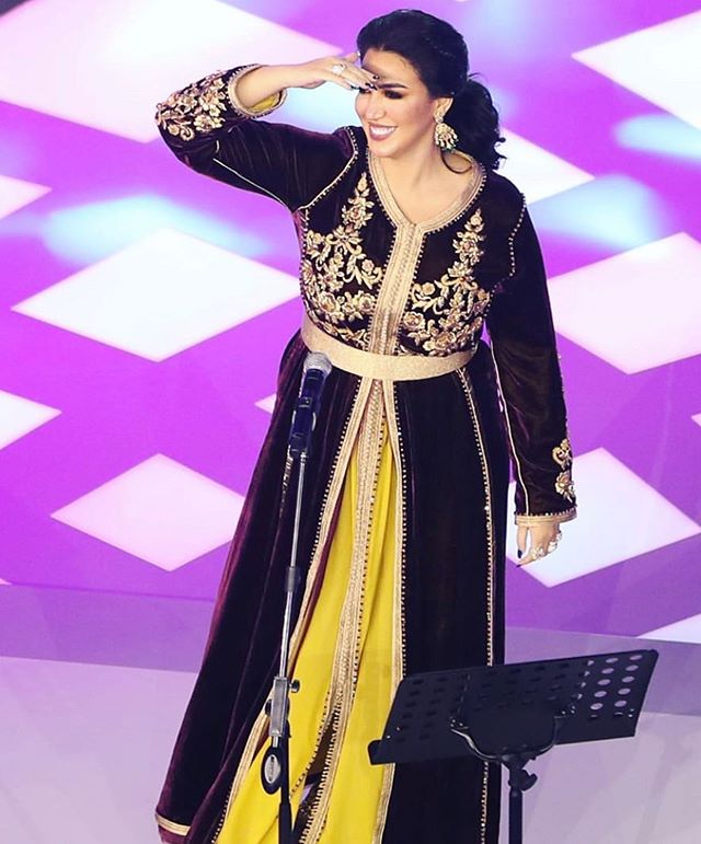 القفطان الأسود الفيلفت مناسب لهذا الشتاء