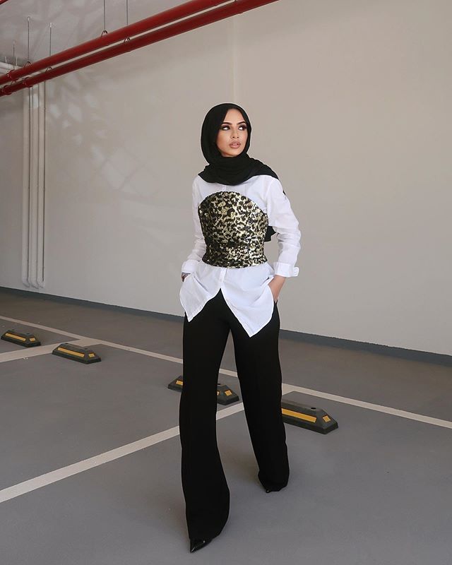 القميص الطويل مع التوب الكلاسيكي