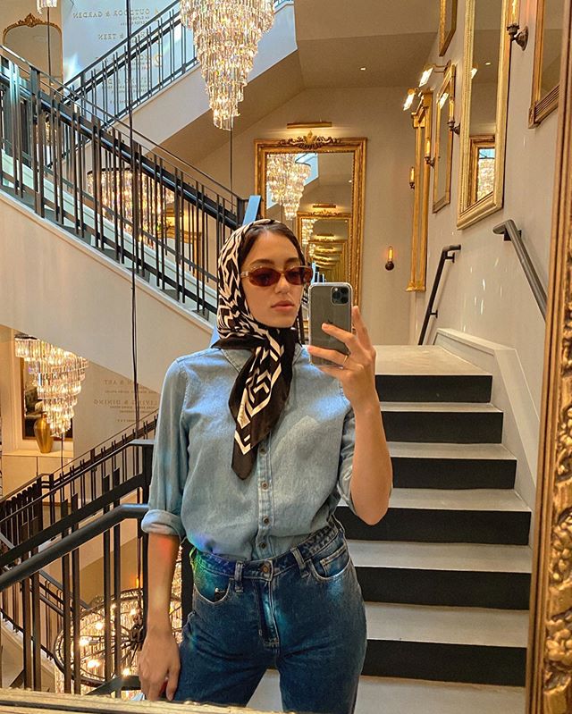 الحجاب السكارف