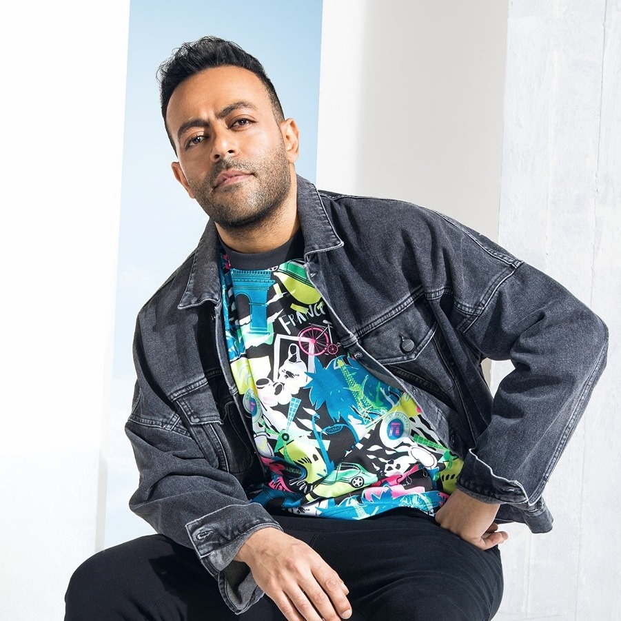 تامر عاشور