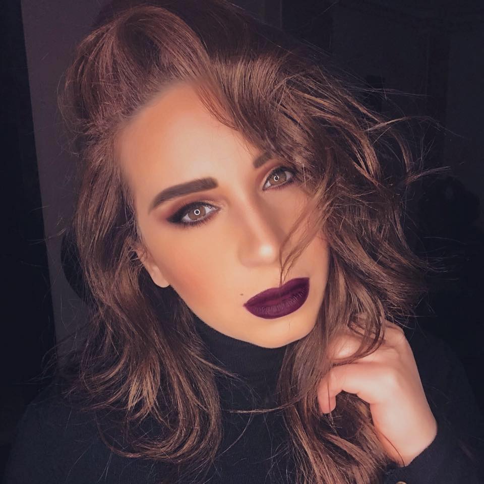 اسما شريف منير