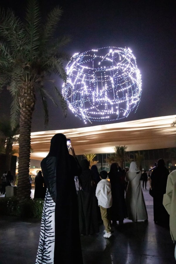 عمل ضوئي ضمن احتفالية نور الرياض