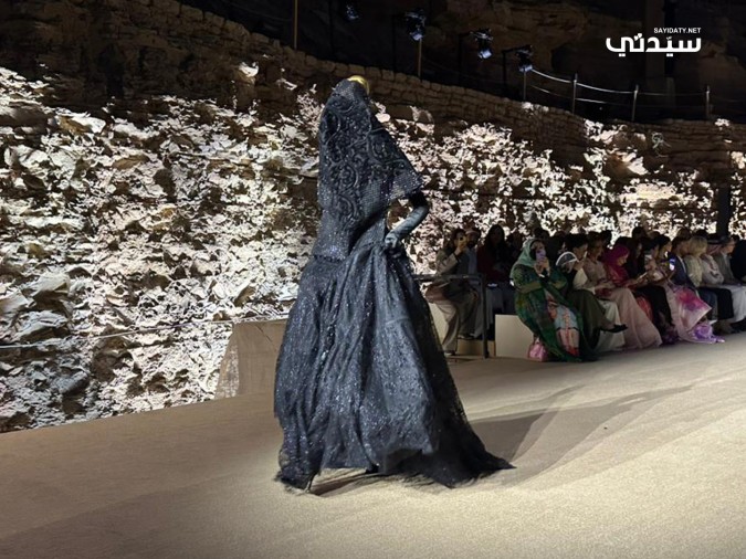 المصممة تيما عابد تفتتح أسبوع الأزياء في الرياض -تصوير عبير بو حمدان