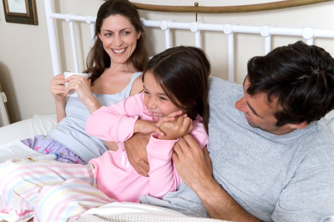  عائلة إيجابية في تعاملاتها مع أطفالها