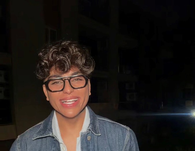 خبير الموضة المصري ومنسّق أزياء المشاهير إسلام متولي