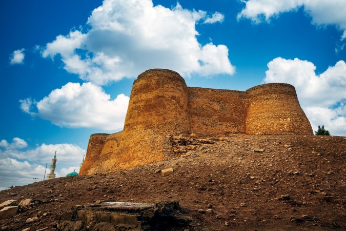 قلعة تاروت