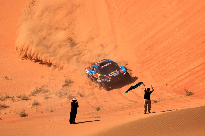 استضافت السعودية عام 2025 النسخة 47 من رالي داكار للمرة السادسة - (Photo by VALERY HACHE / AFP)