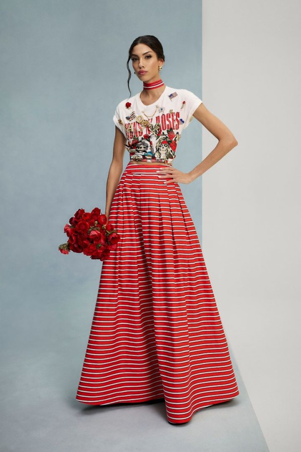 إطلالة من أليس أند أوليفيا Alice & Olivia صيف 2026 -الصورة من Launchmetrics/Spotlight ©