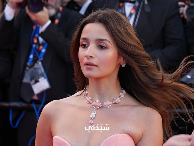عليا بهات
