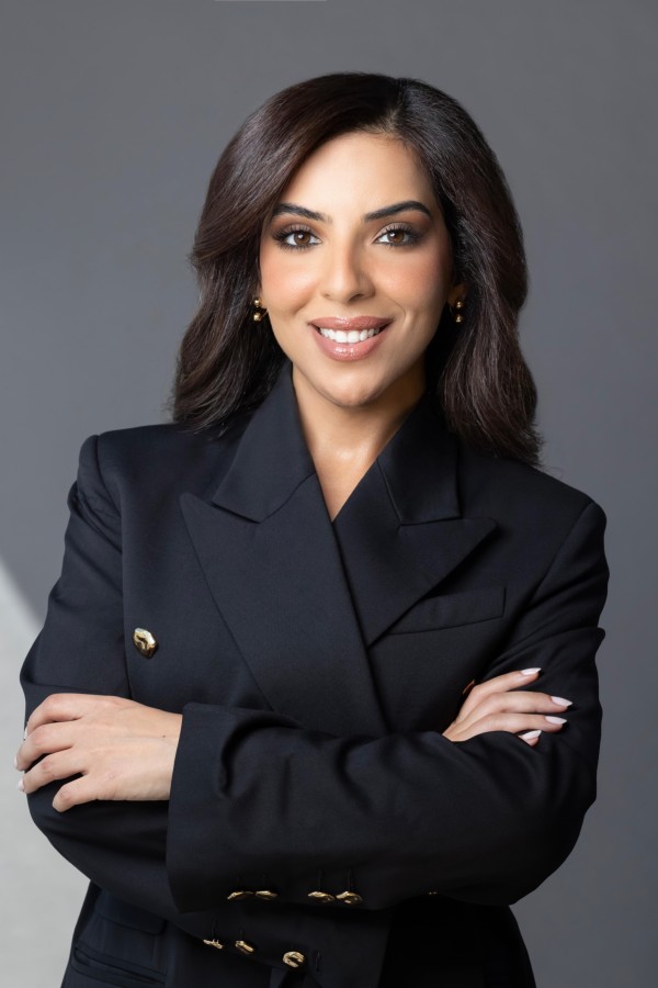 الشيخة فوز فهد الصباح، مؤسسة "كلمتين" و"خليجسك"