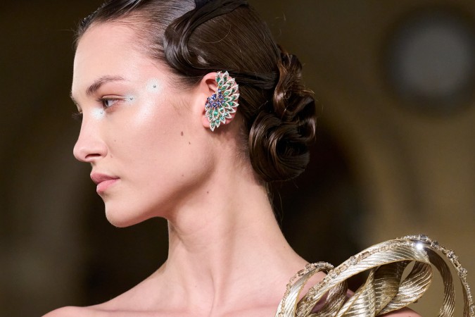 المزج بين أكثر من تسريحة 