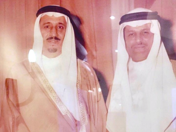 ناصر بن جريد رحمه الله مع الملك سلمان بن عبدالعزيز حفظه الله عندما كان أميراً لمنطقة الرياض