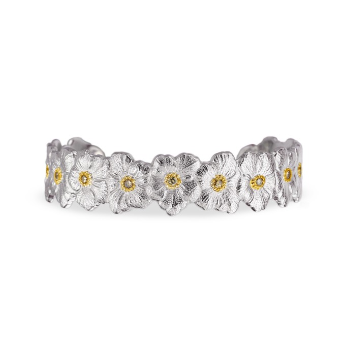 من مجموعة بلوسومز Blossoms من دار بوتشيلاتي Buccellati