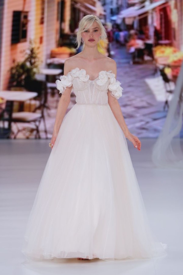 فستان زفاف من غلوبال برايدل هاوس Global Bridal House- الصورة من Launchmetrics/Spotlight ©