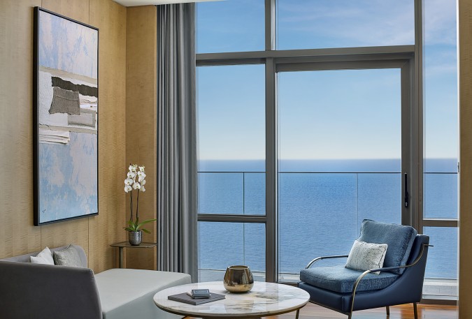 ​  جناح فخم يطل على البحر  ​