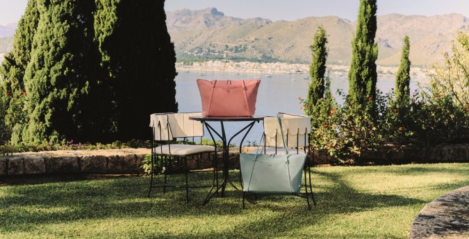 TUMI تكشف عن حملة  Mediterranean Escape