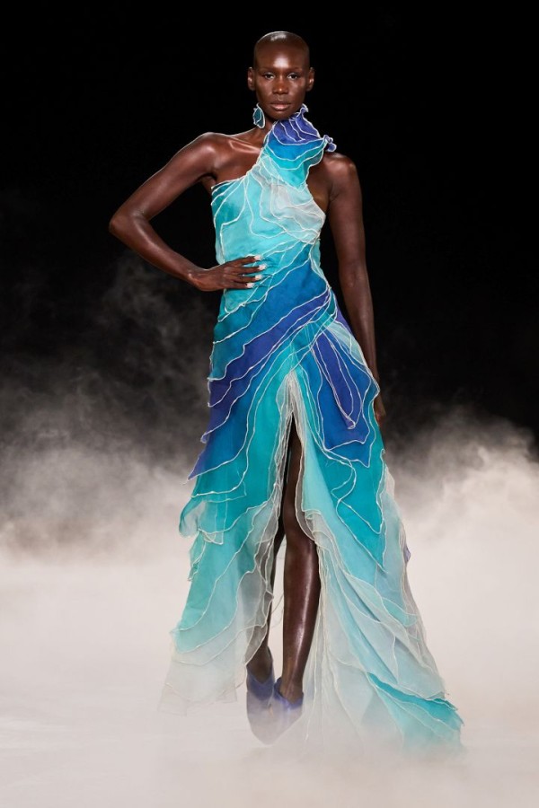 إيريس فان هربن Iris Van Herpen- مصدر الصورة Launchmetrics/Spotlight ©