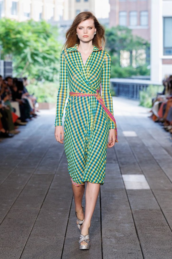 ديان فون فورستنبيرغ Diane Von Furstenberg لصيف 2027- مصدر الصورة Launchmetrics/Spotlight ©