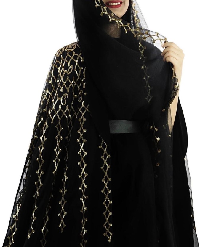 تصميم من علياء السالمي ليوم التأسيس- الصورة من المصممة 