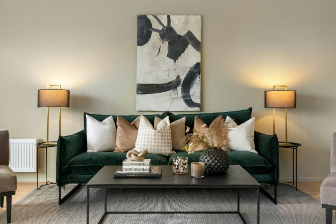 غرفة معيشة في منزل مودرن