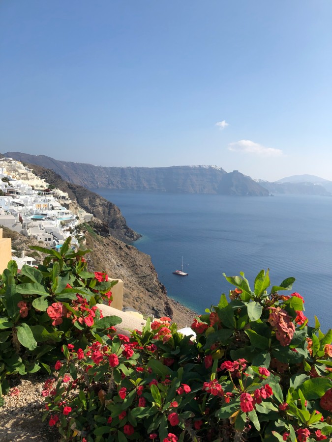 زيارة ربيعية ممتعة إلى سانتوريني