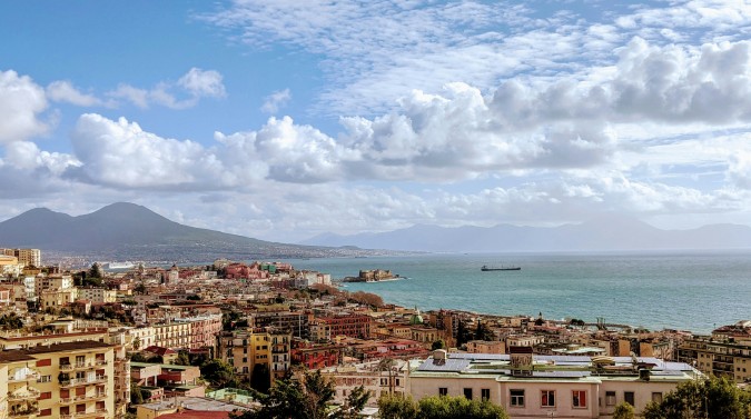 نابولي هي من أكبر مدن جنوب إيطاليا
